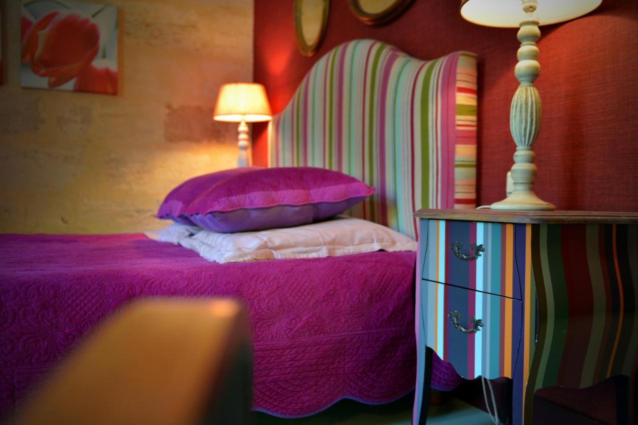 Petit Garros Hotel Fronsac  Buitenkant foto